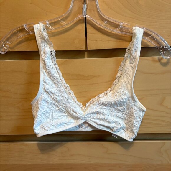 NWOT Out from Under Urban Outfitters Seamless Off White Bralette, Size: XS-S - Picture 1 of 3